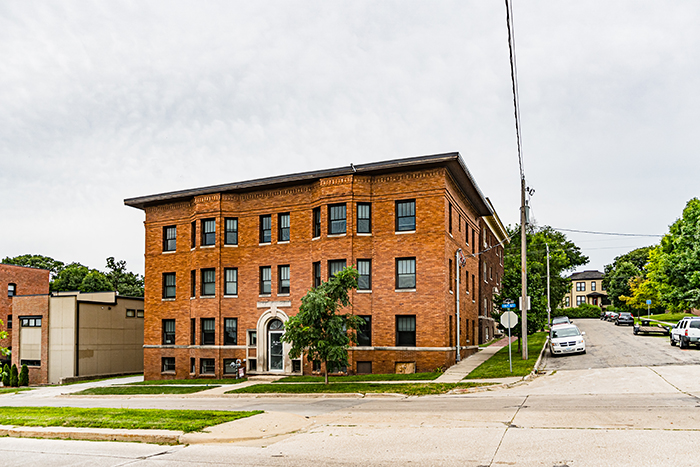 Property thumbnail image